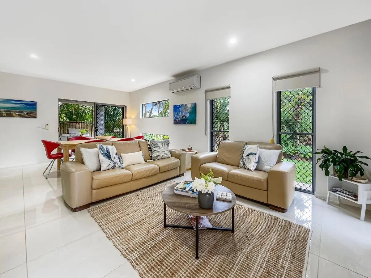 Villa Casa Mia Retreat Luxury Family Home On Buderim